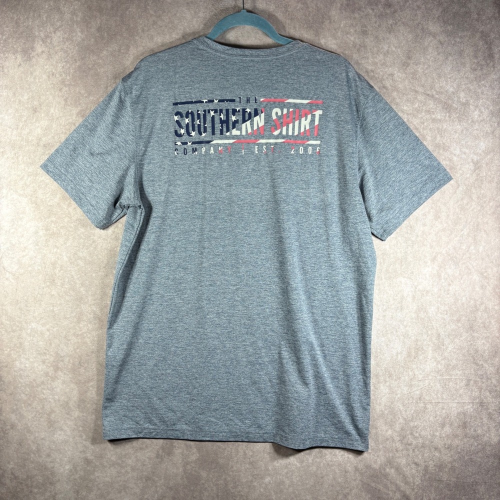 Southern Shirt T-Shirt Mens M Gray American‎ Flag Pocket Performance Tee $35